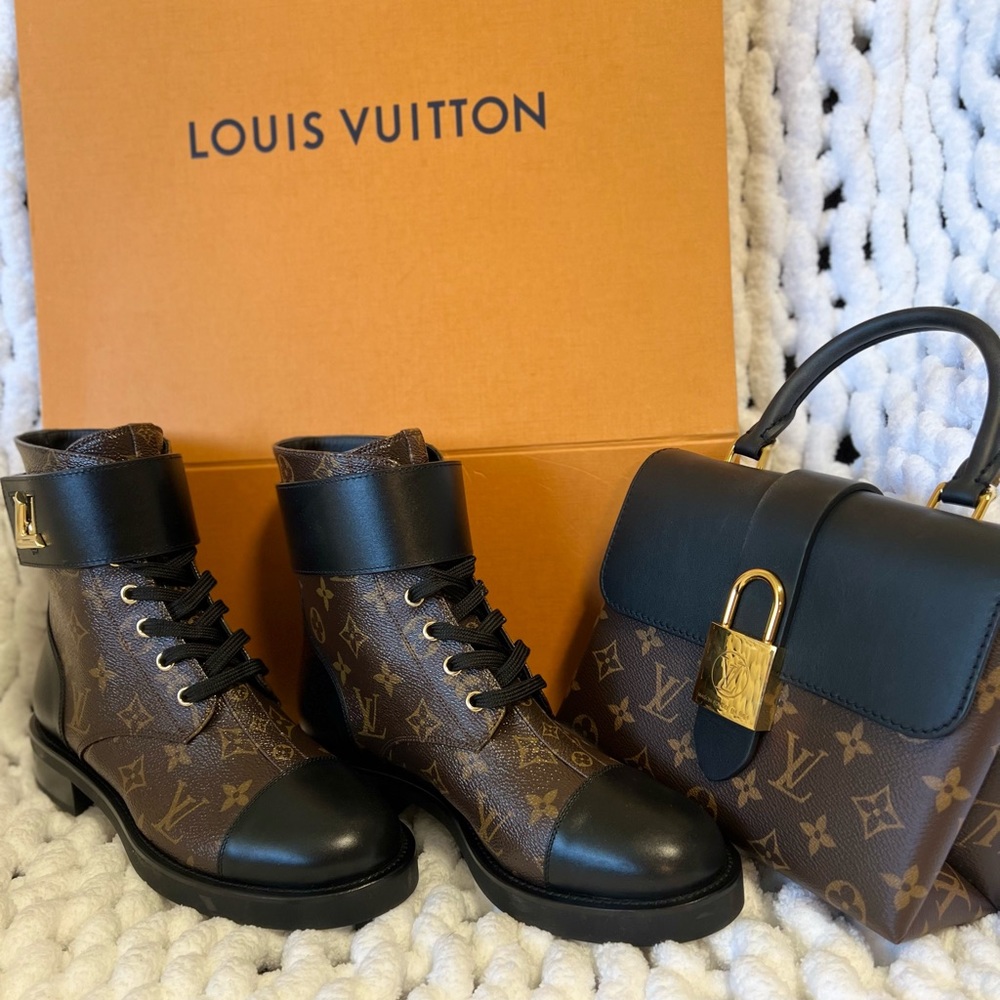 Louis Vuitton Wonderland Flat Ranger